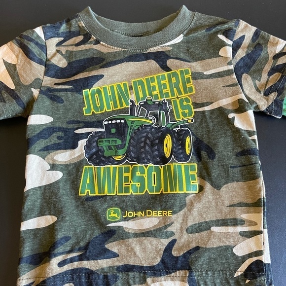 John Deere camouflage shirt with Tractor - Picture 6 of 11